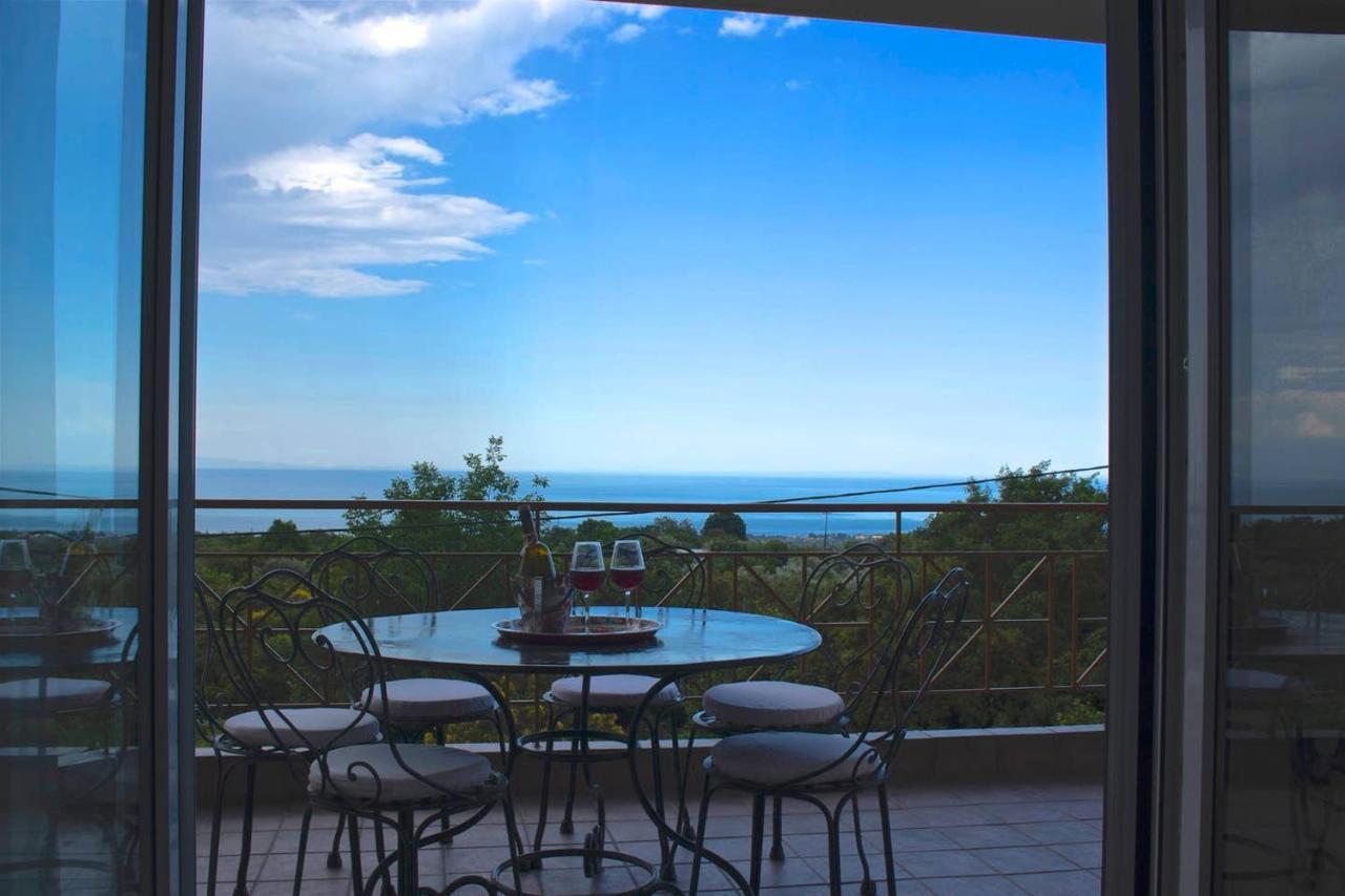 Apartment Luxurious With Sea & Mountain View *