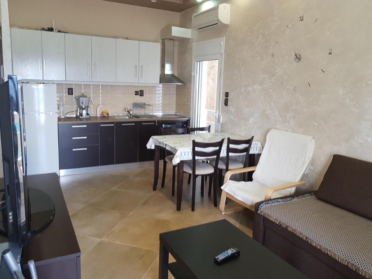 Apartment Luxury On The First Line ! Nea Kallikrateia
