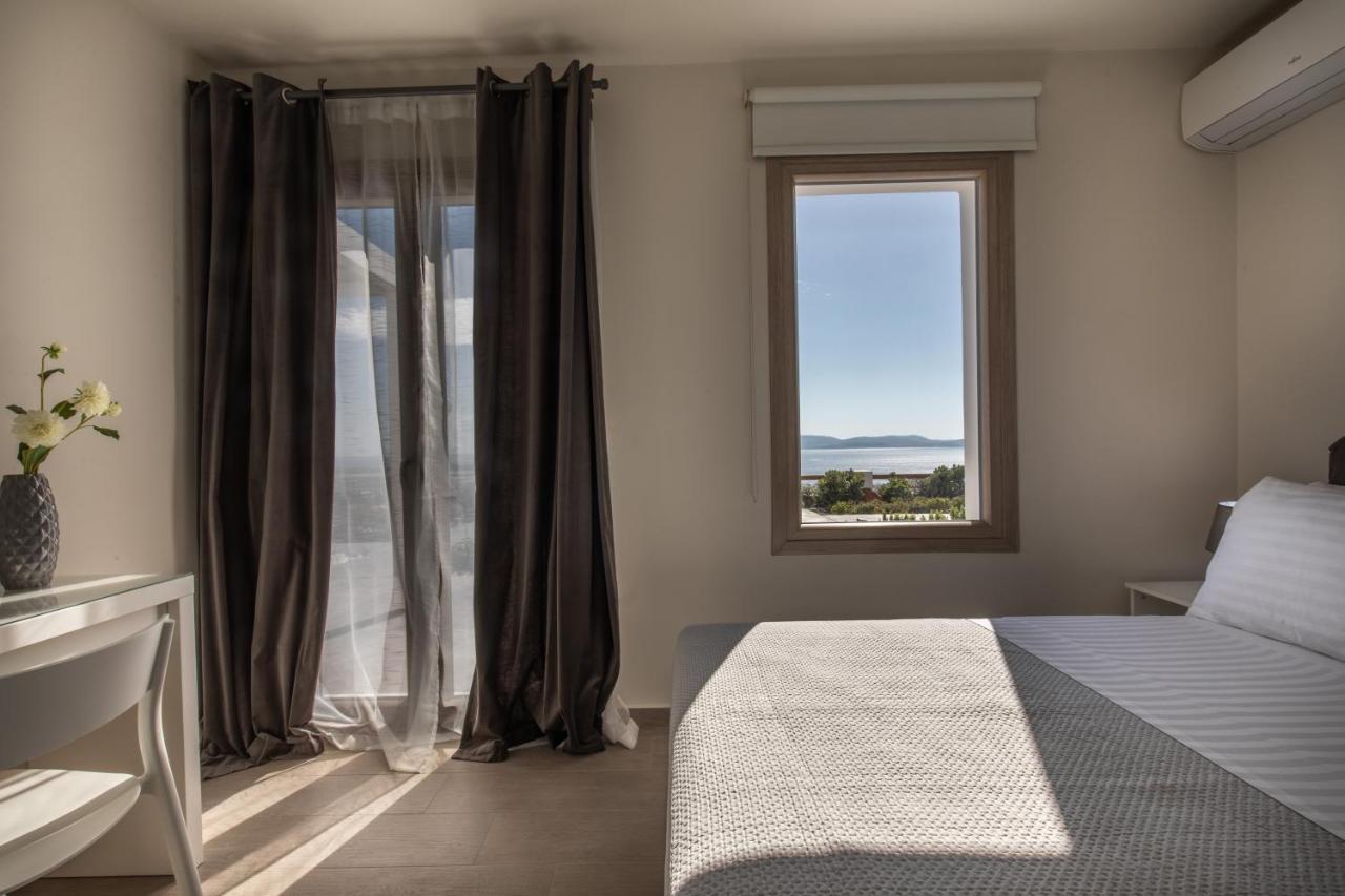 Heaven's Hill Naxos City