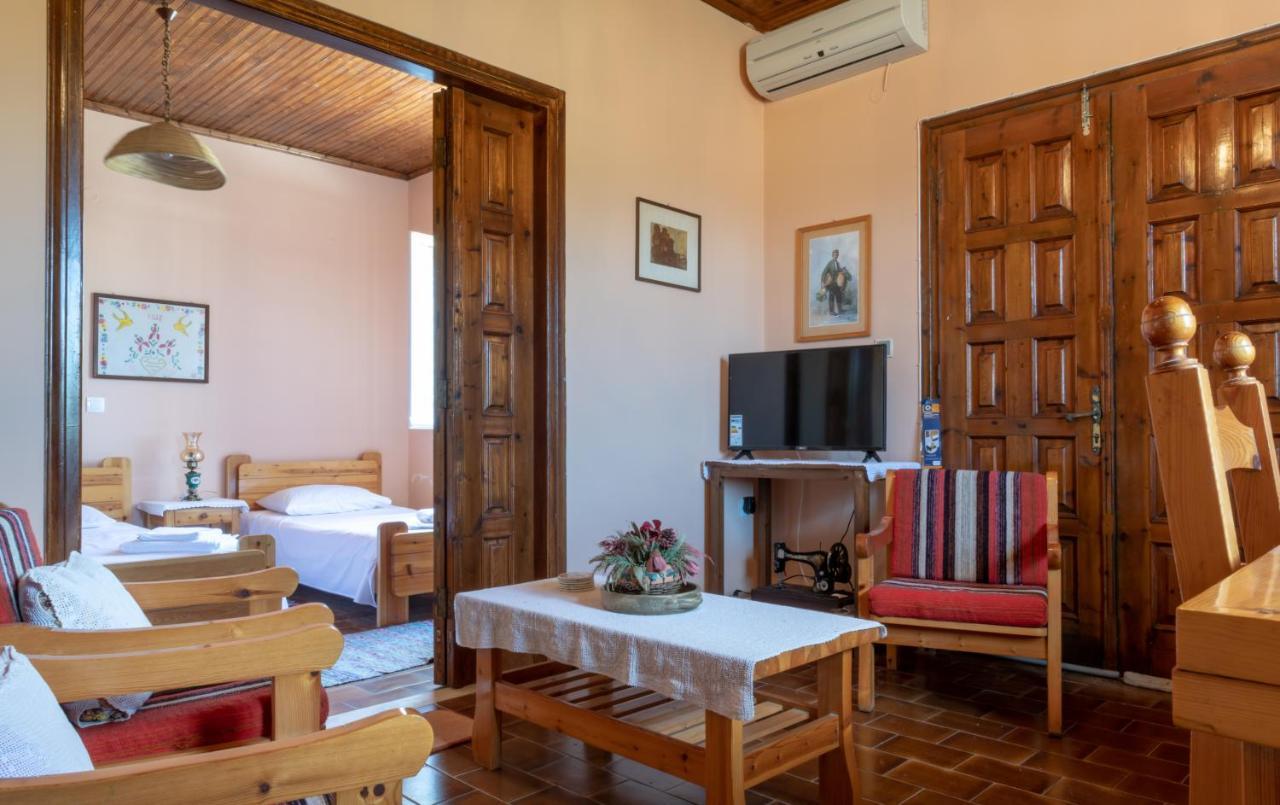 Andrea's Traditional House Holiday home *