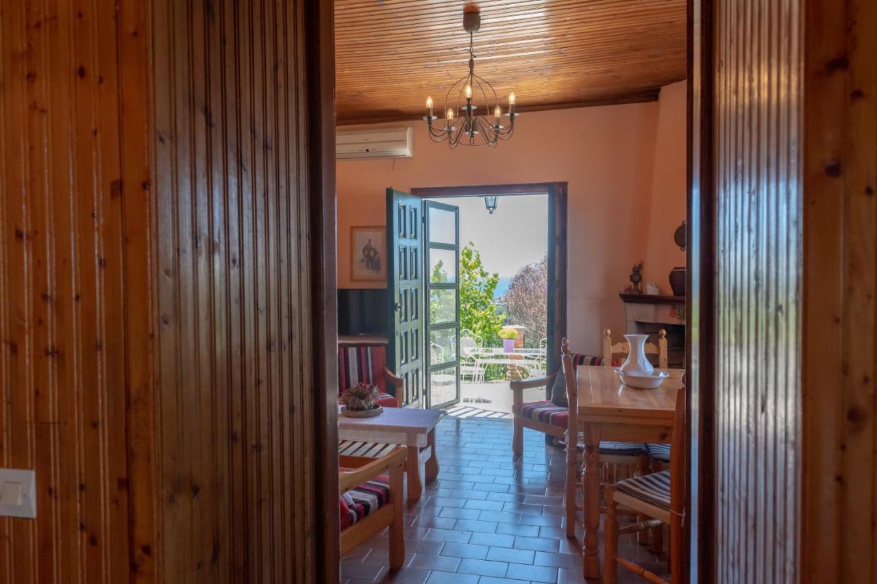Holiday home Andrea's Traditional House