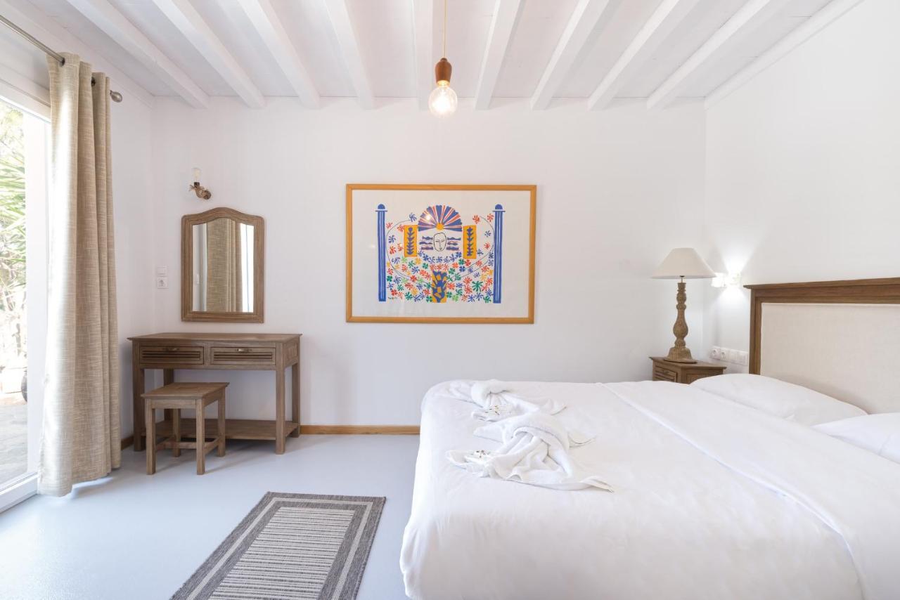 Syros Village Vari (Syros)