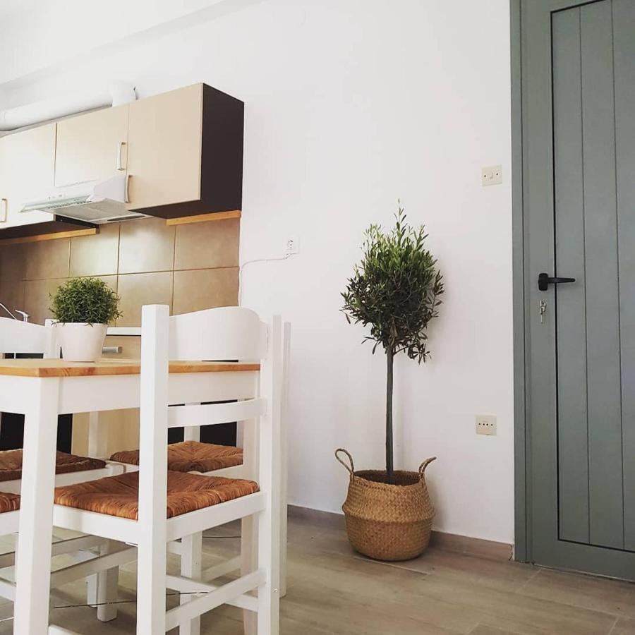 Greekowl Apartment *