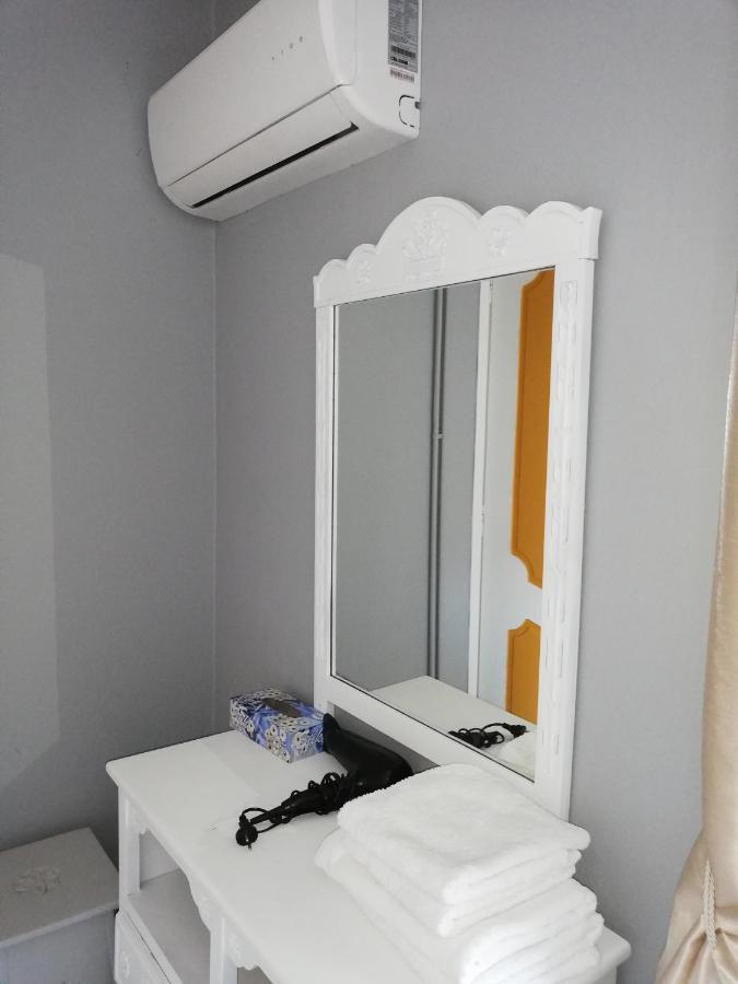 Seven Seas Apartment