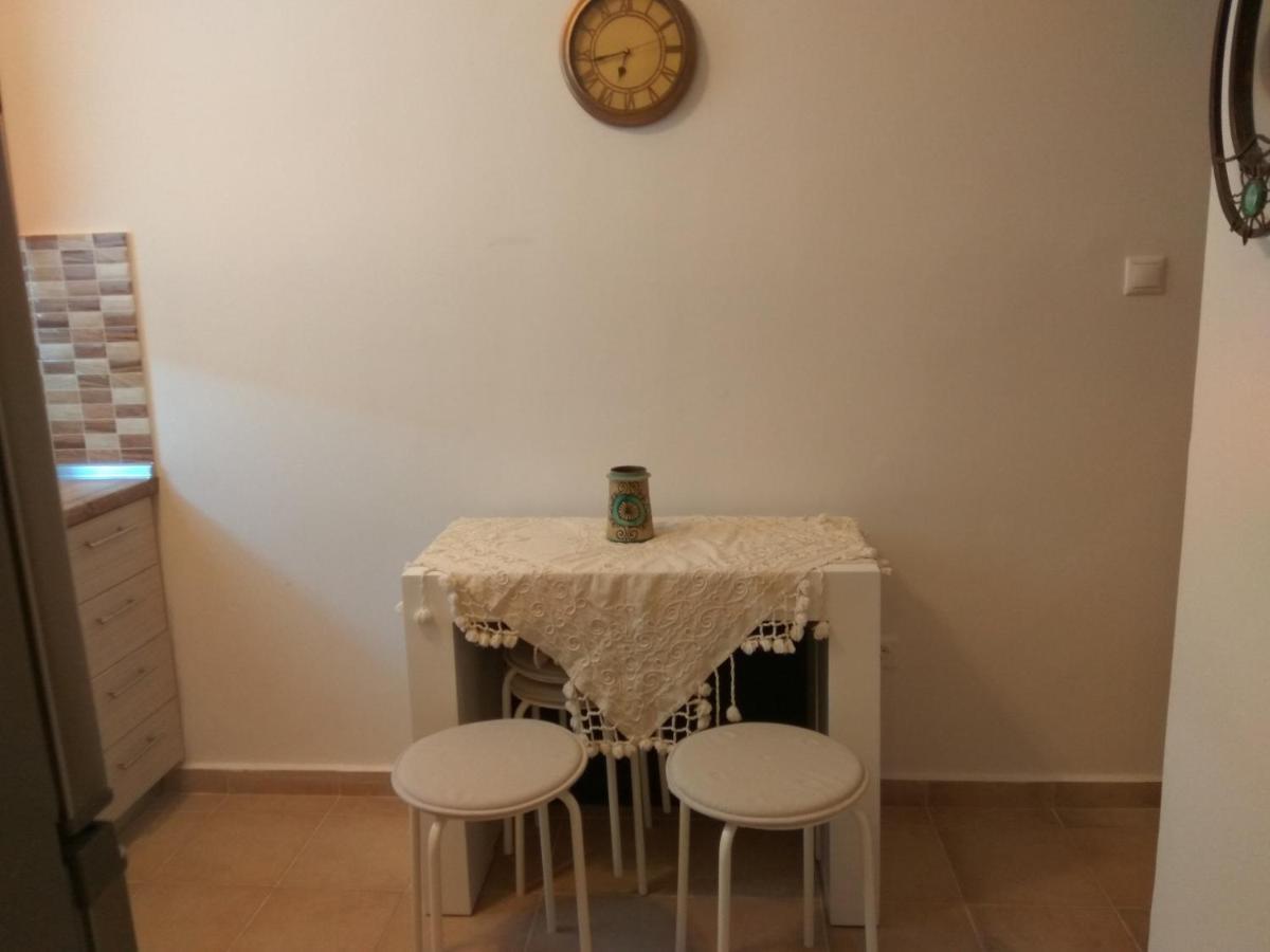 Apartment Eirini's Place Nea Kallikrateia
