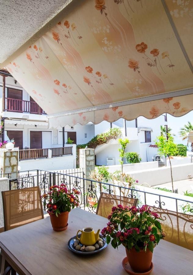 Beachfront Deluxe Apt. Apartment Pefkochori