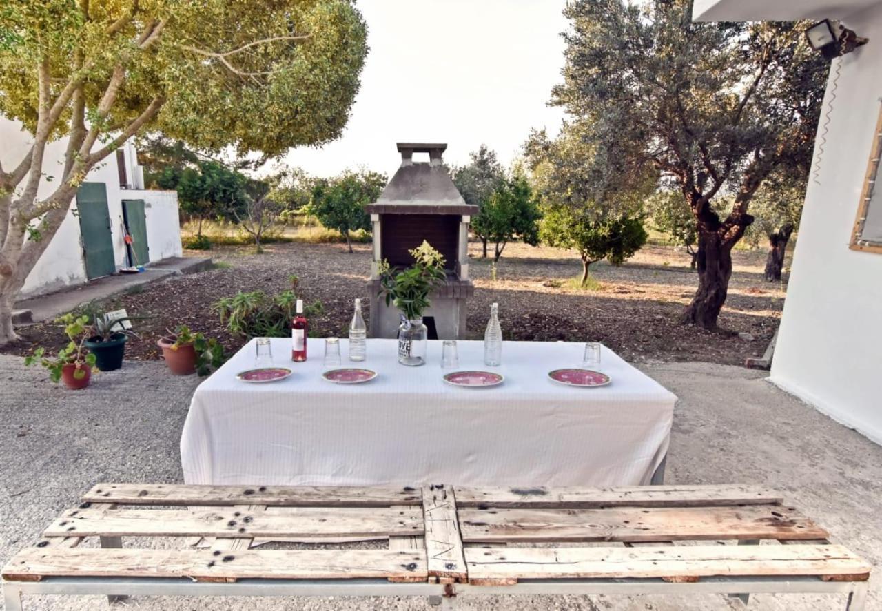 Villa White