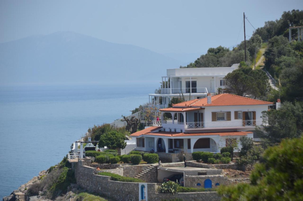 Holiday home Epipleon