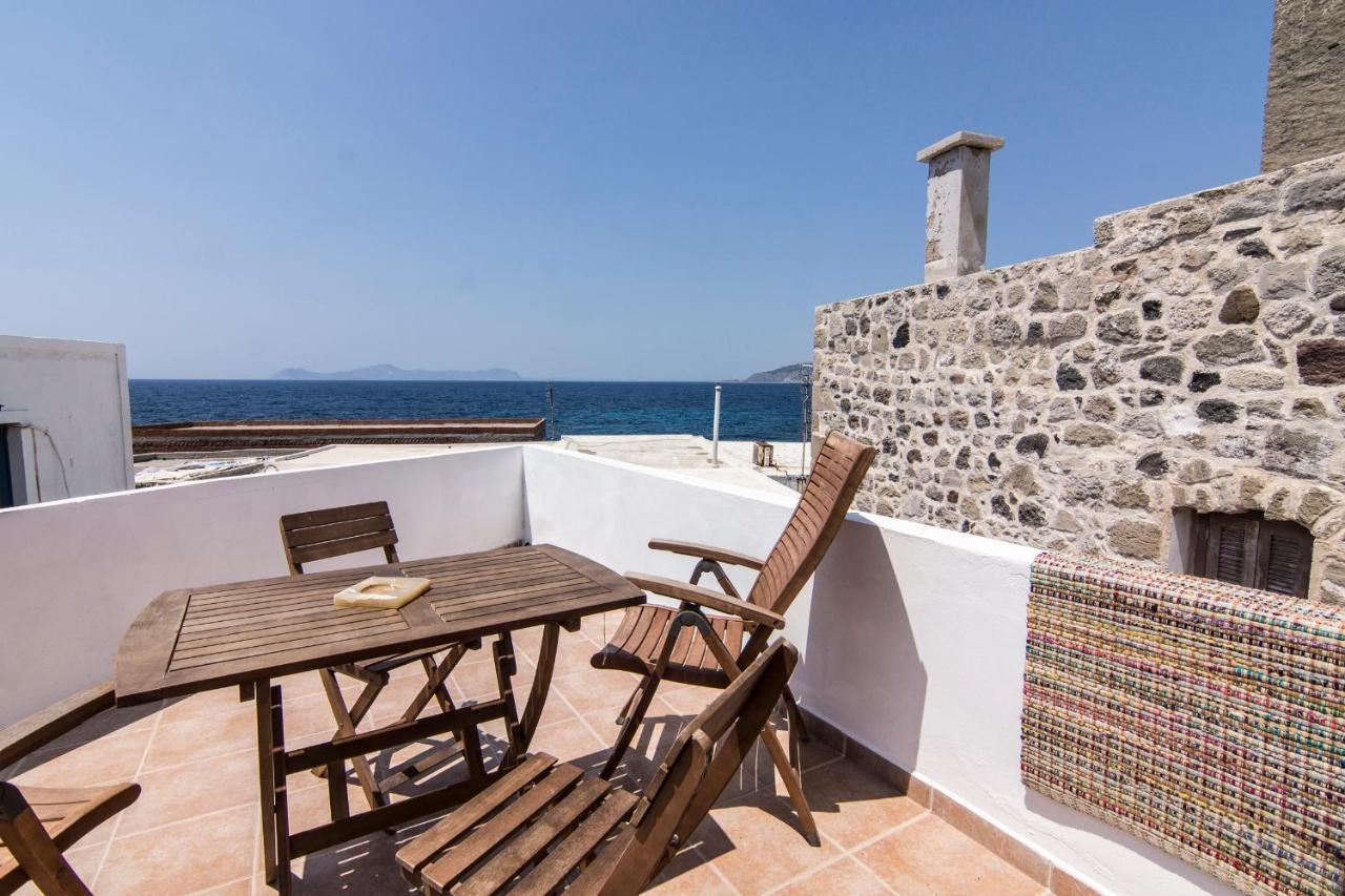 Nisyros Views * Mandraki (Nisyros)