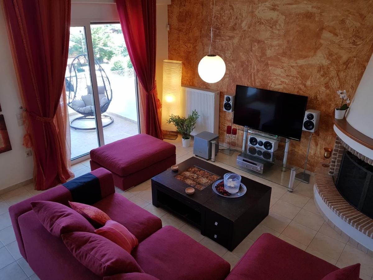 'seaside Paradise' Elegant In Apartment