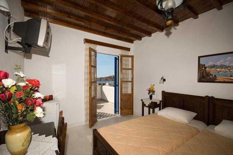 Eva 3* Ornos (Mykonos)