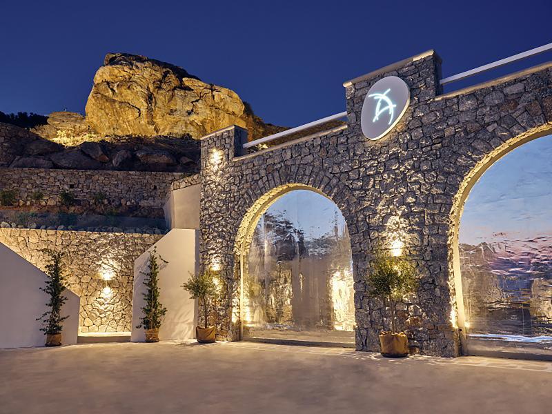 Hotel Arcs & Residences 3*