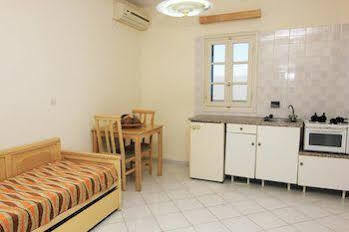 Apartment Monolithia *