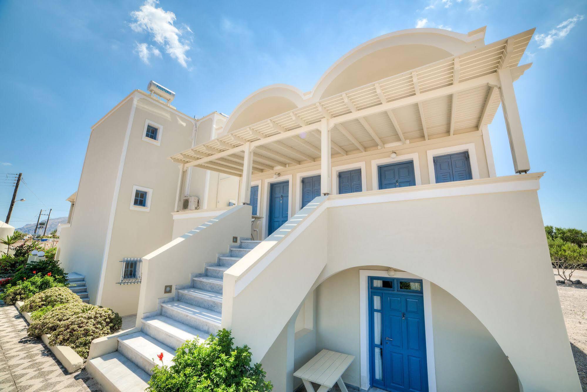Apartment Monolithia Monolithos (Santorini)