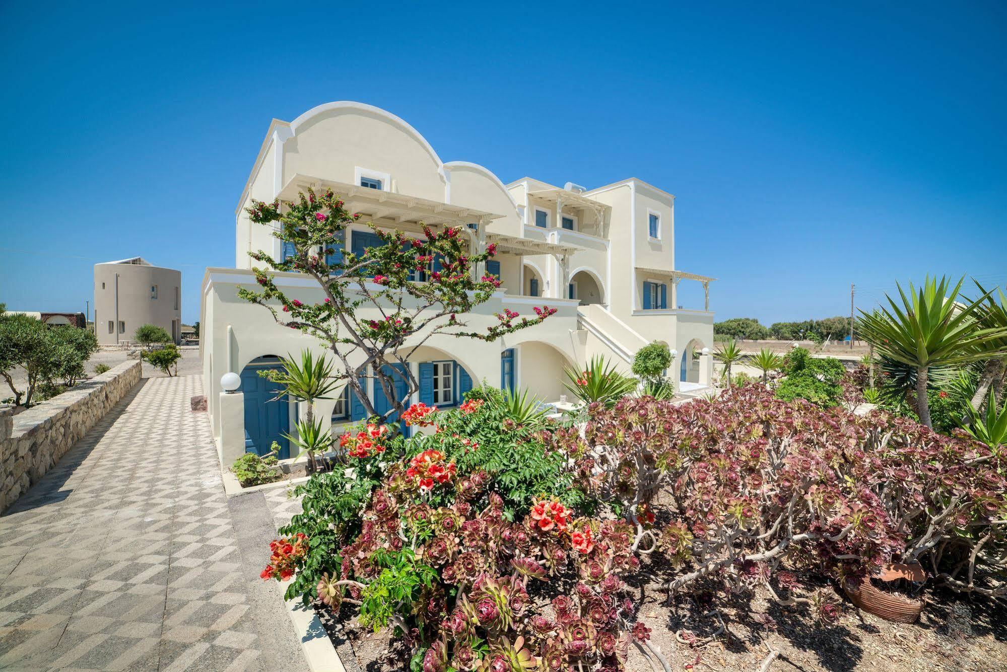 Apartment Monolithia Monolithos (Santorini)