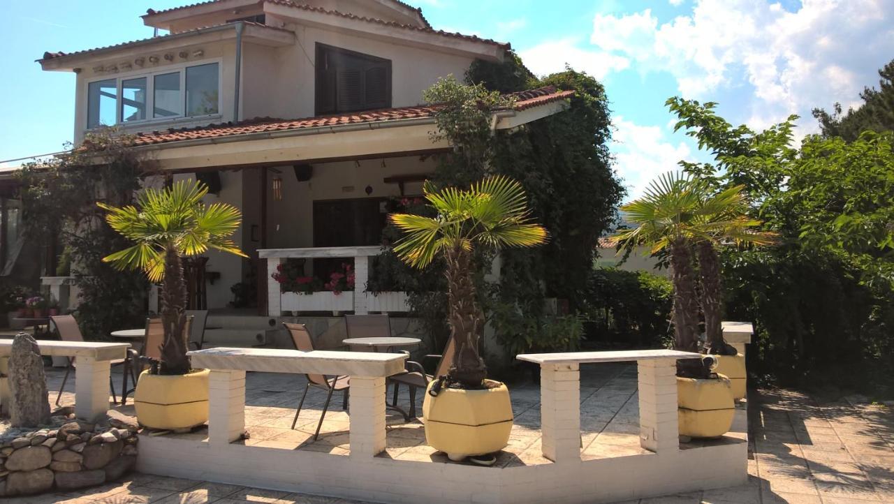 Cavo Paradiso Villa *