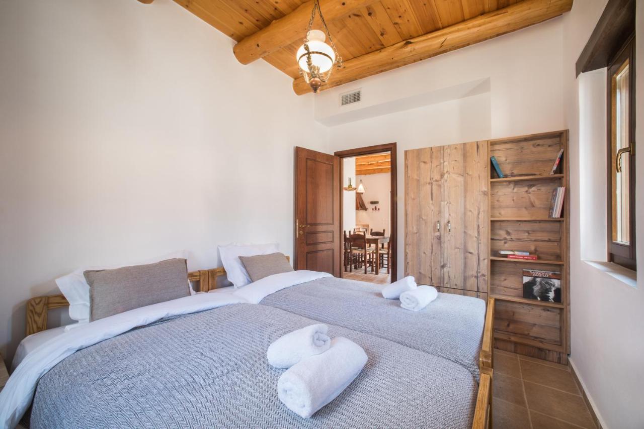 Aradena Traditional House 4 Holiday home Aradhaina