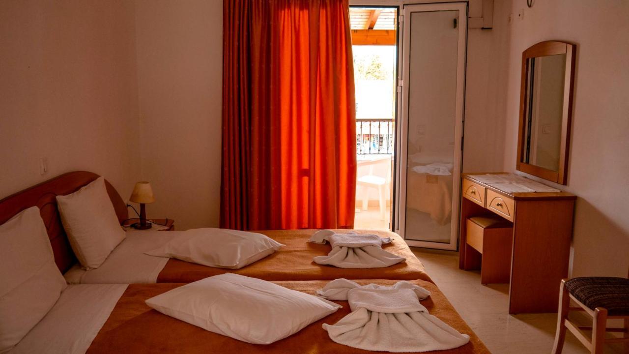 Tria Adelphia Aparthotel Arillas (Corfu)