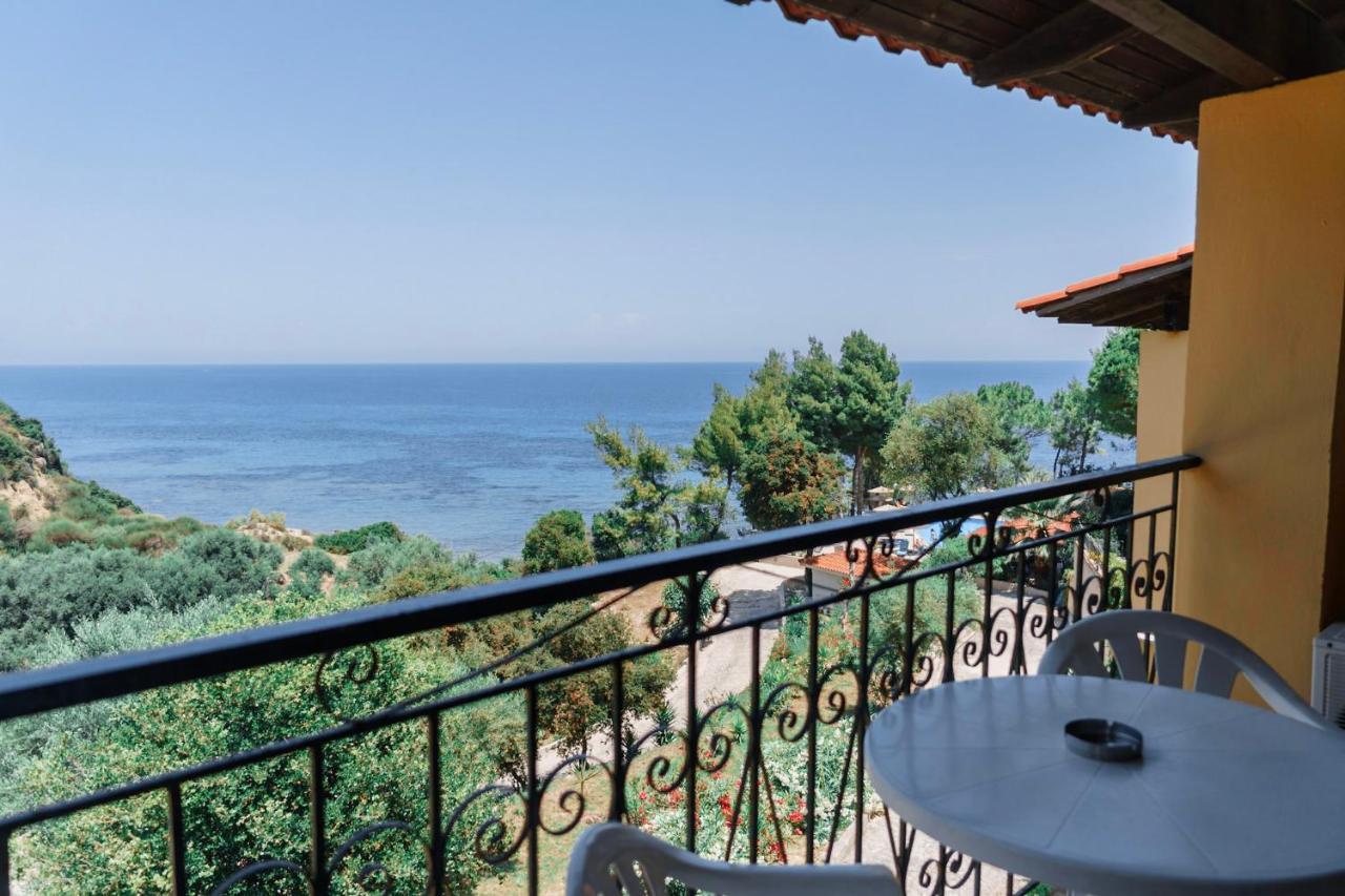 Aparthotel Celia 2*