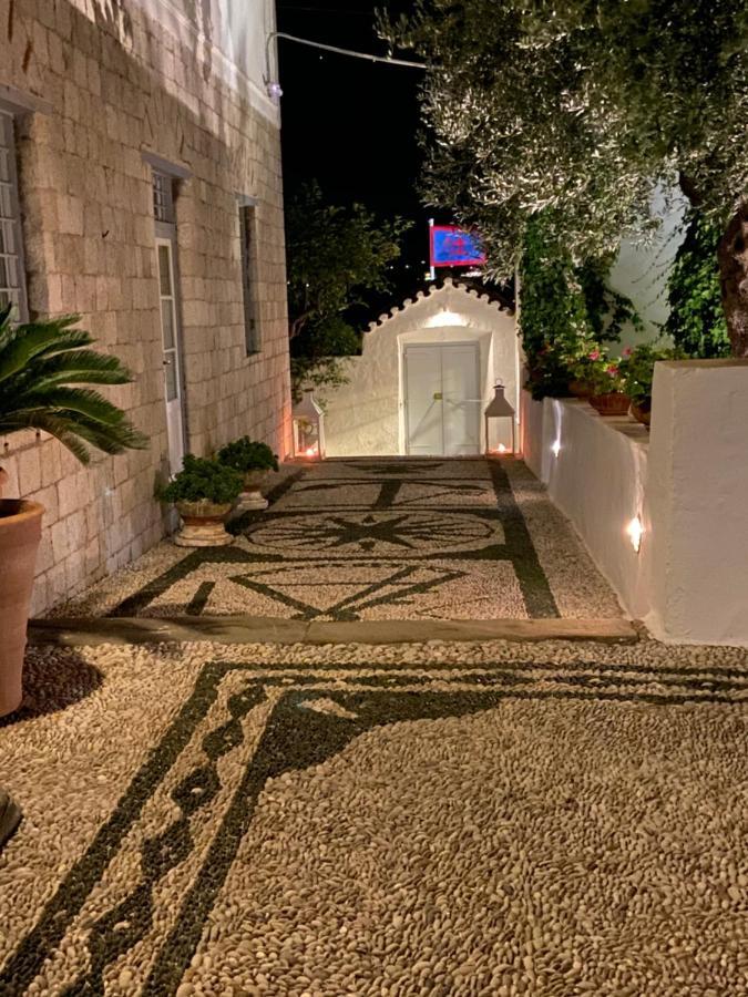 Economou Mansion Aparthotel Spetses Town