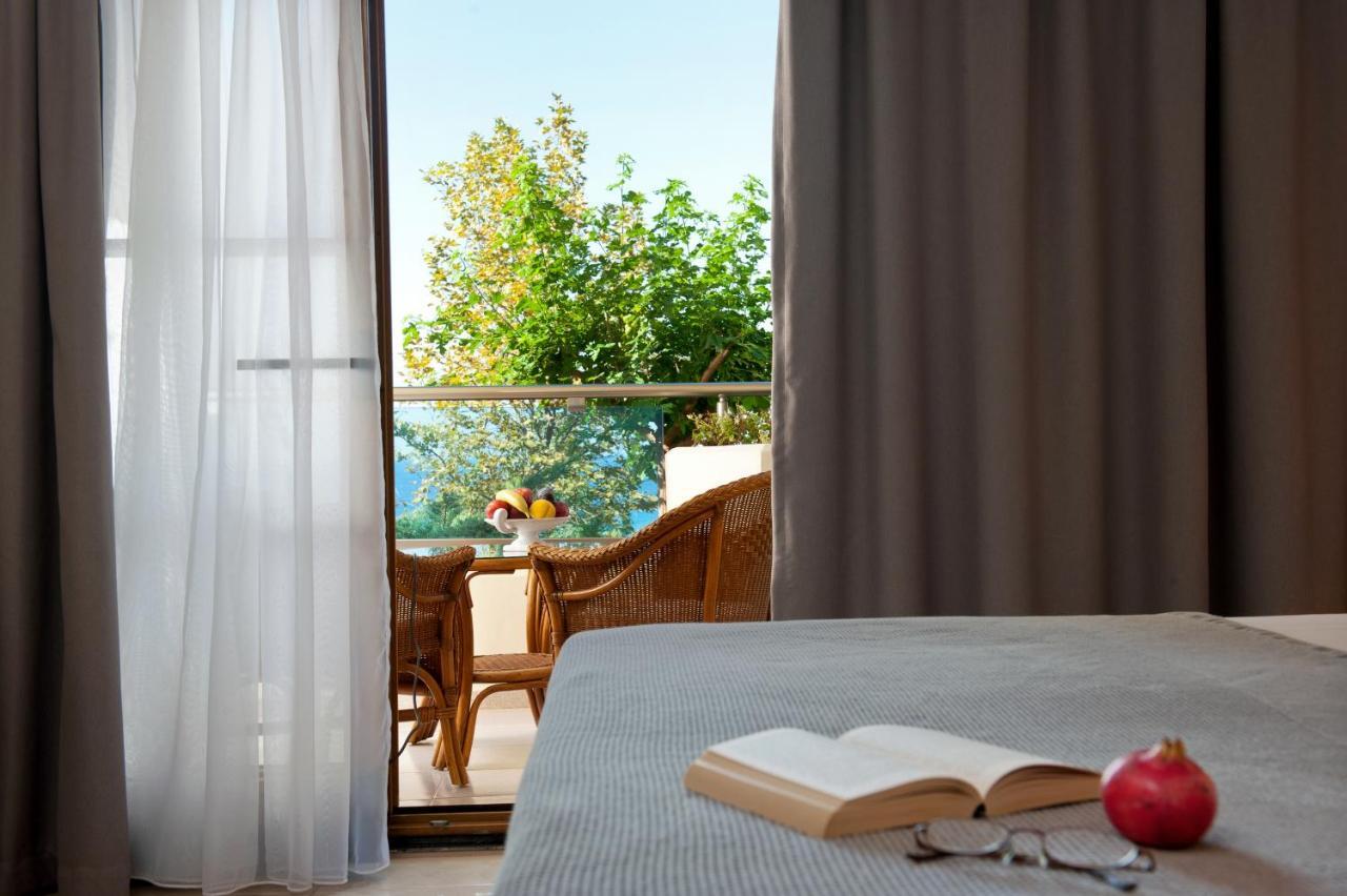 Holidays & 5* Possidi