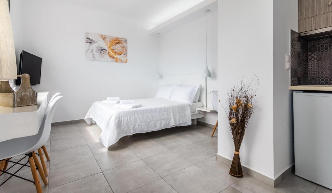 Orizontes Boutique Studios * Adamantas (Milos)