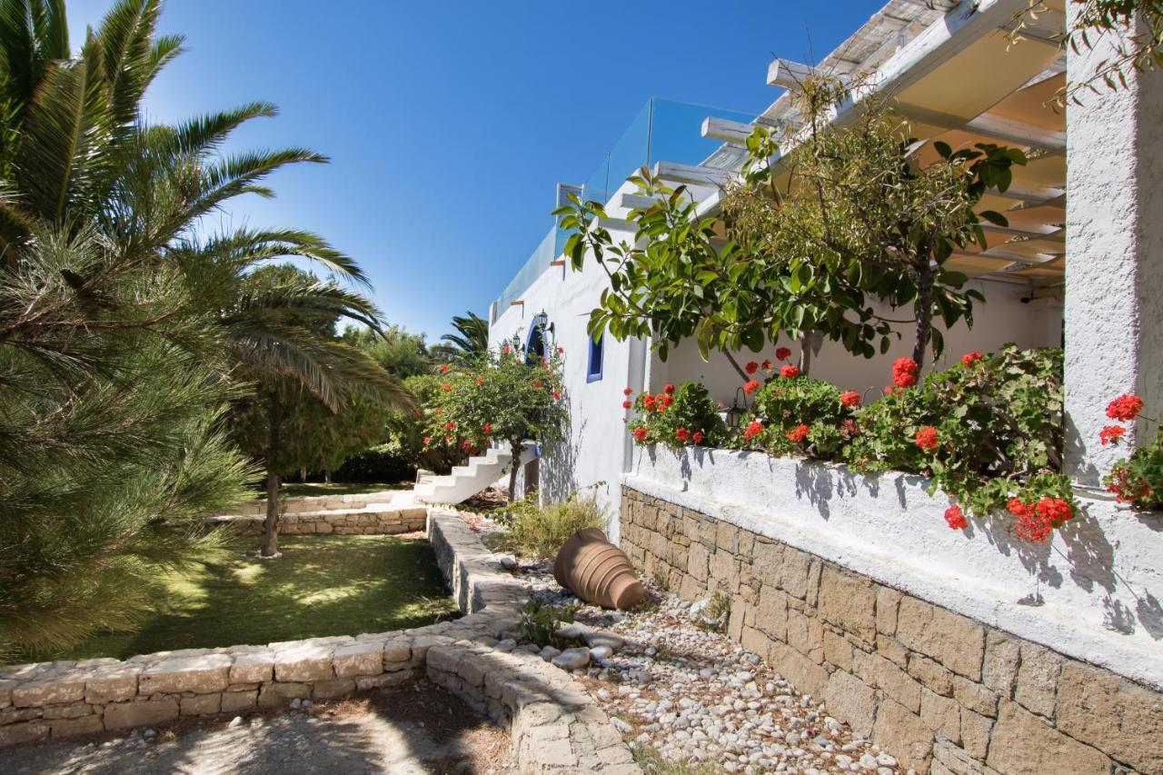 Poseidon Blue Gastronomy Hotel 2*