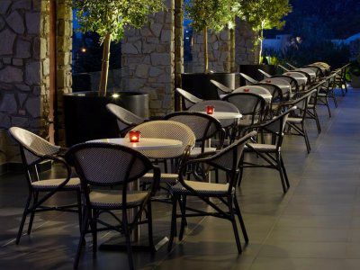 Hotel Limneon &
