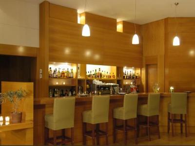 Hotel Limneon & 5*