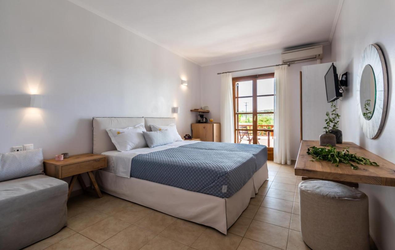 Konstantinos Aparthotel Adamantas (Milos)