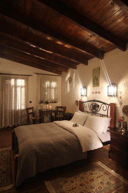 Chateaux Constantin Agistro 3* Angistron