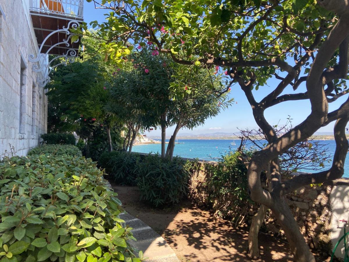 Aparthotel Economou Mansion Spetses Town