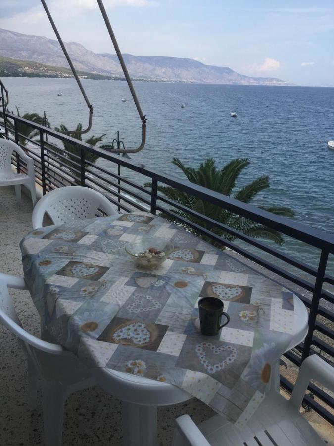 Nour63 Agioi Theodoroi