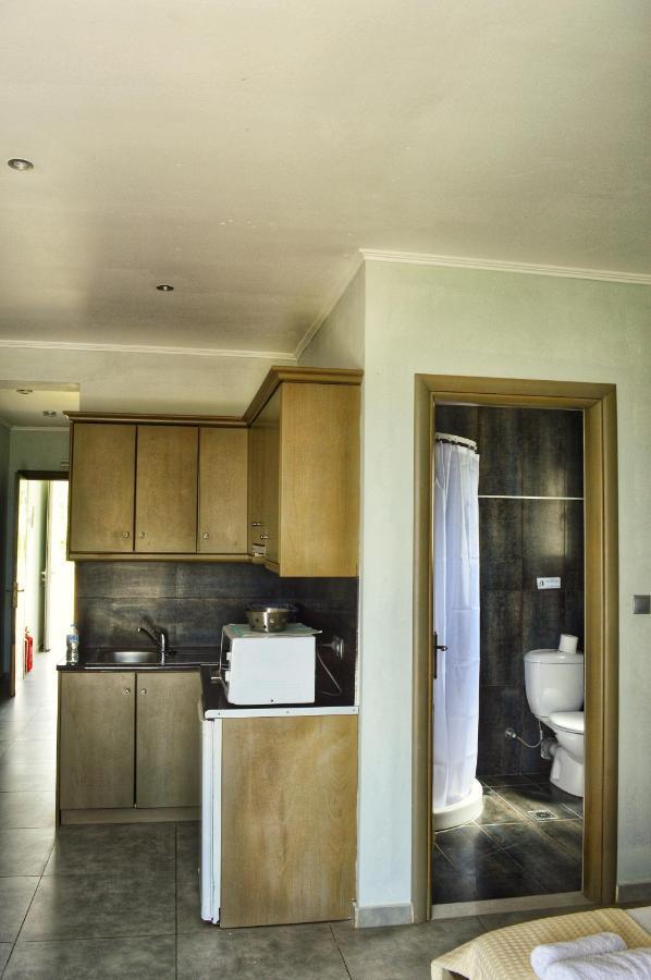 Sunrose Aparthotel 3*