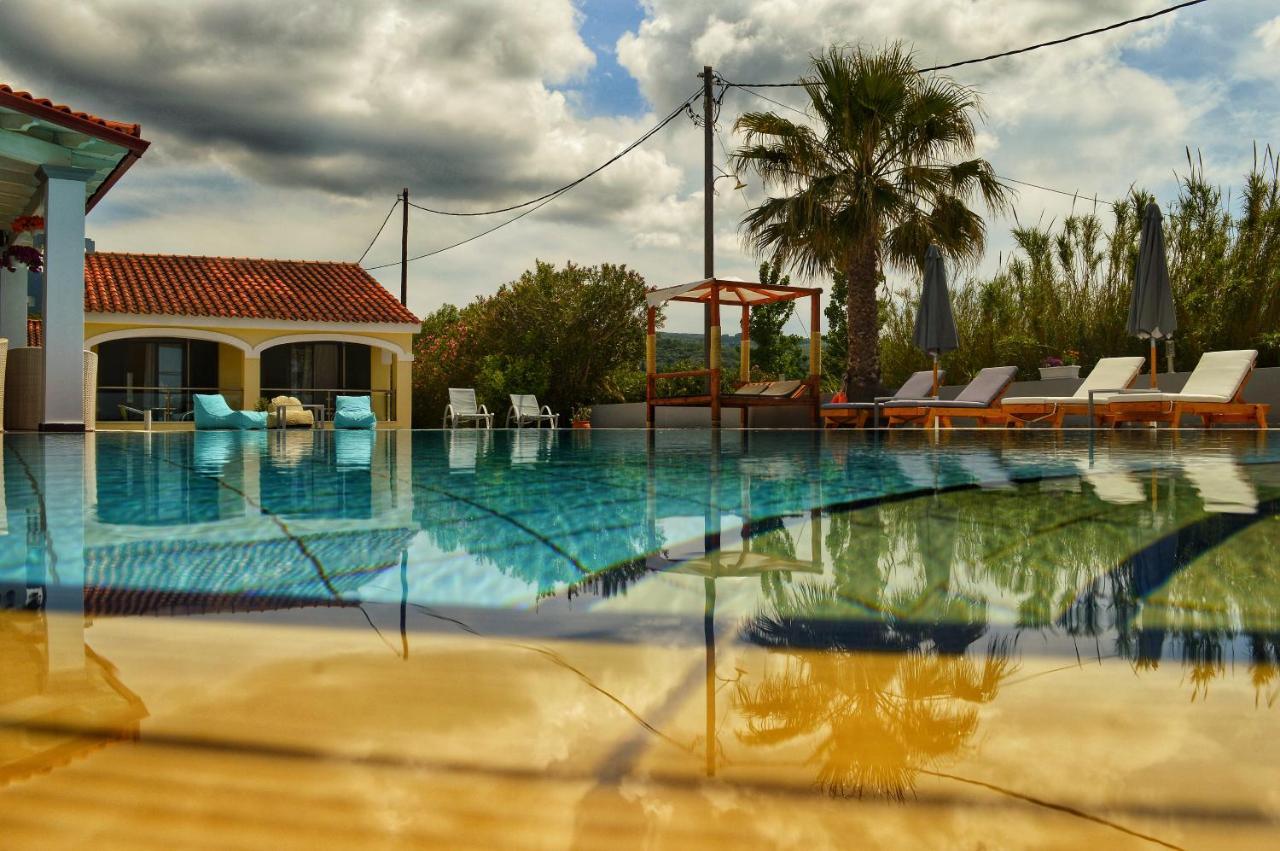 Sunrose Aparthotel 3*