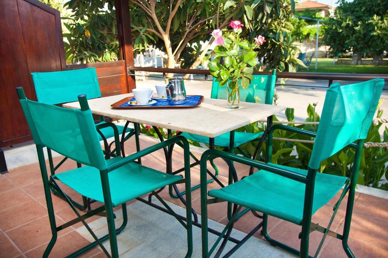 Aparthotel Akroyali & Messinia