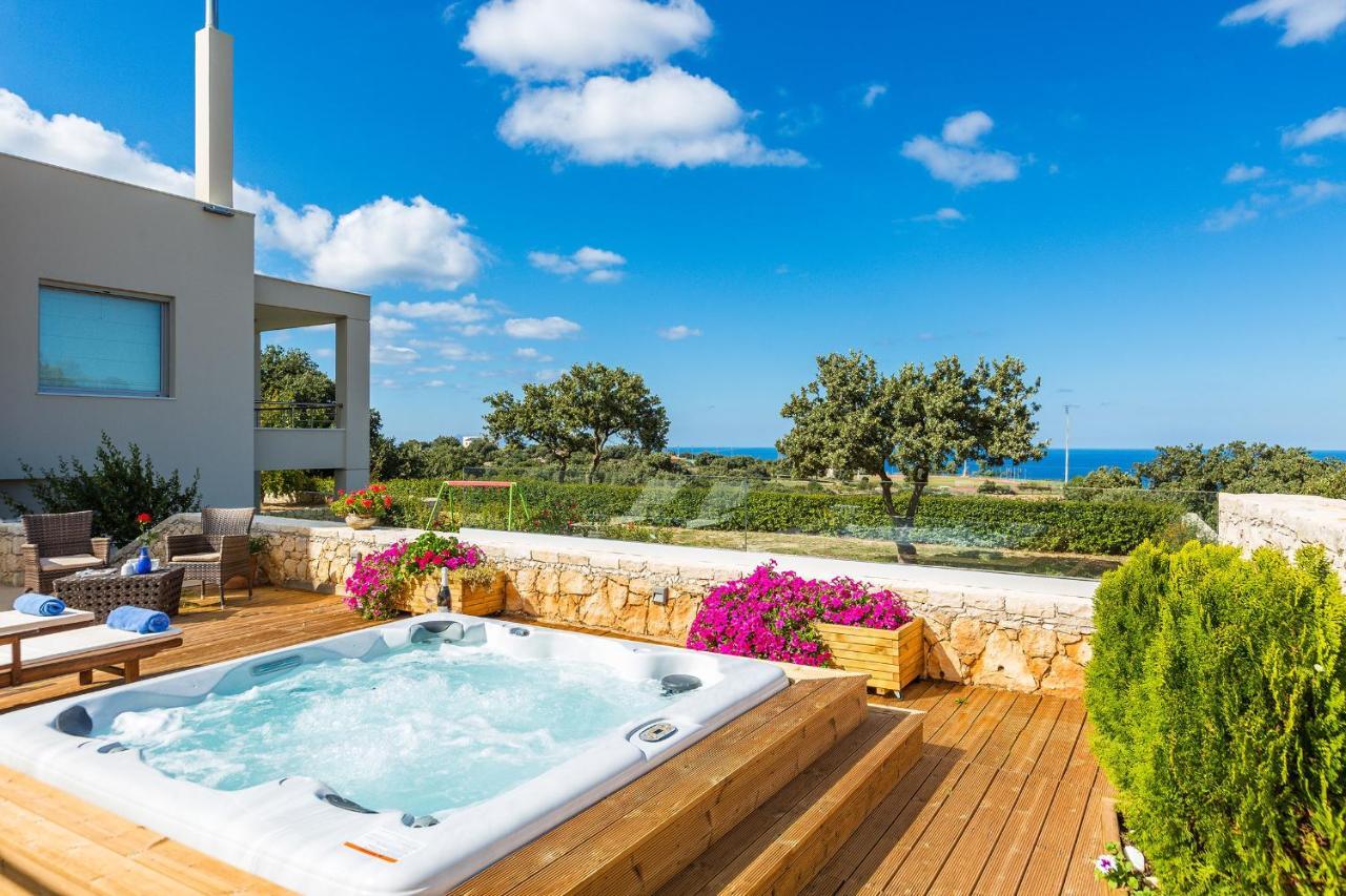 Victoria Villa *