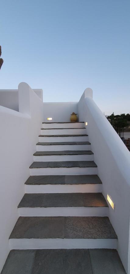 Sarakiniko Guest house 2*