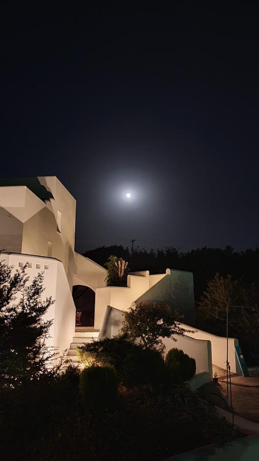 Sarakiniko Guest house 2*