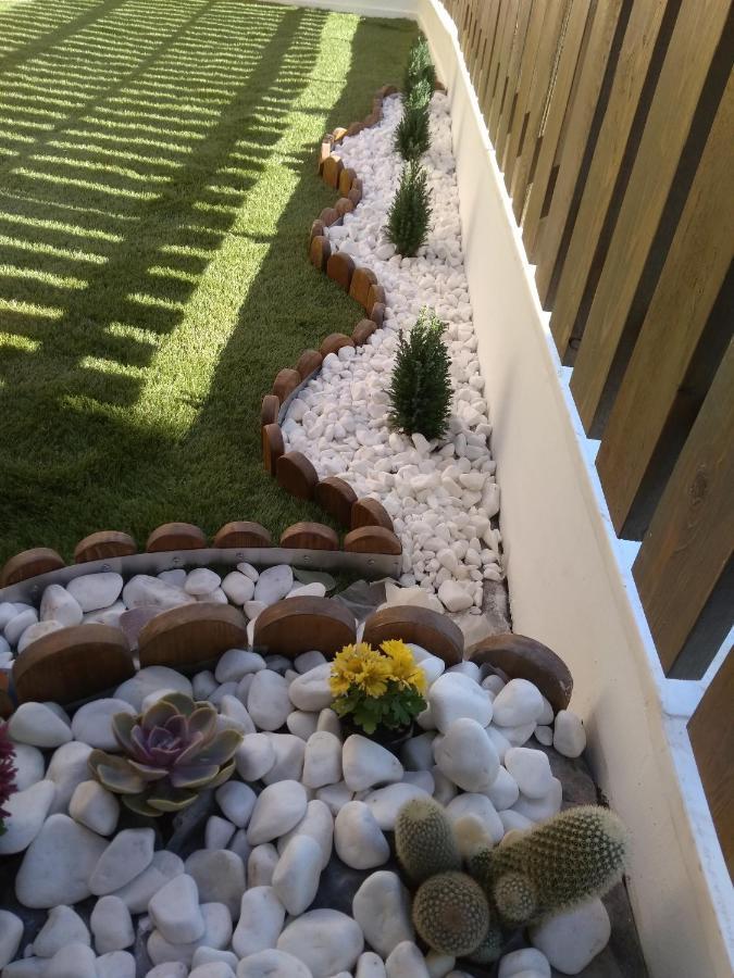 Evris House 1 *
