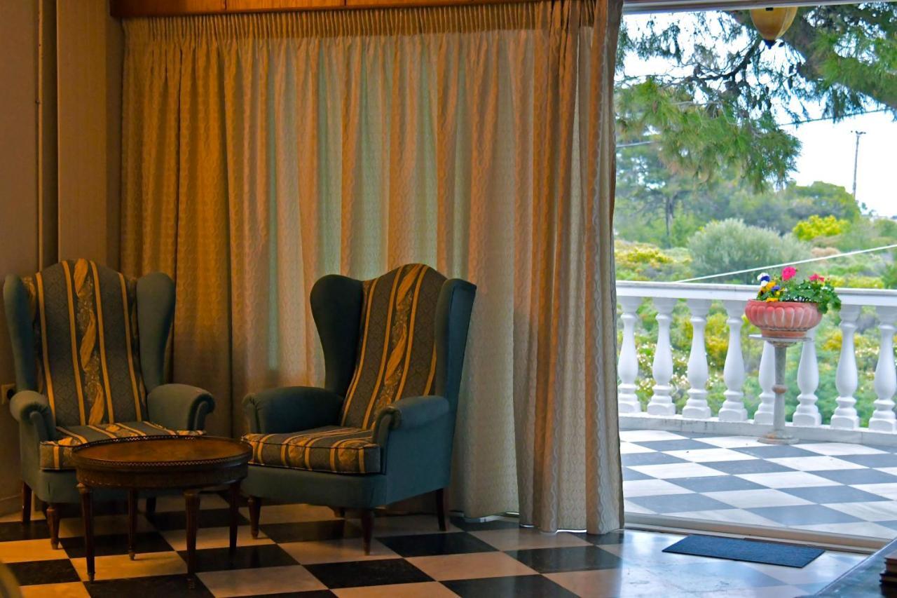 Priamos Kalitehnoupoli Villa Rafina (Attica)