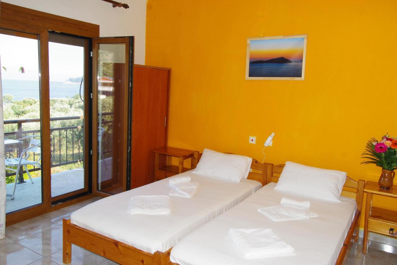 Hotel Athina
