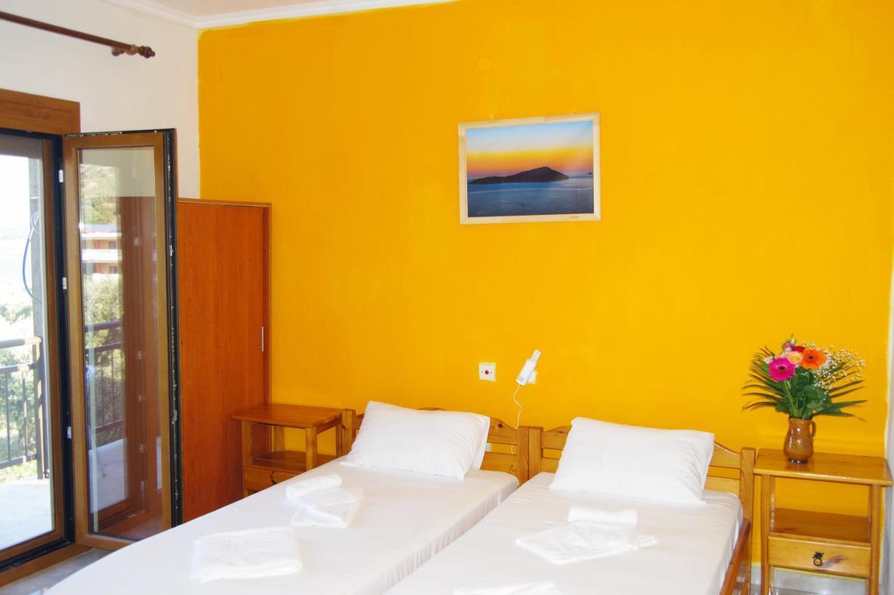 Athina Hotel *