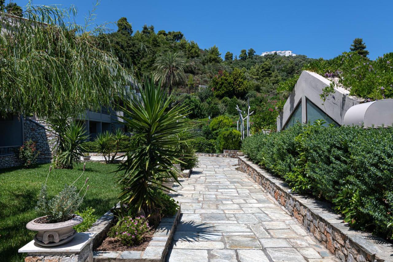 Kassandra Bay Resort, & 5* Katsaros (Skiathos)