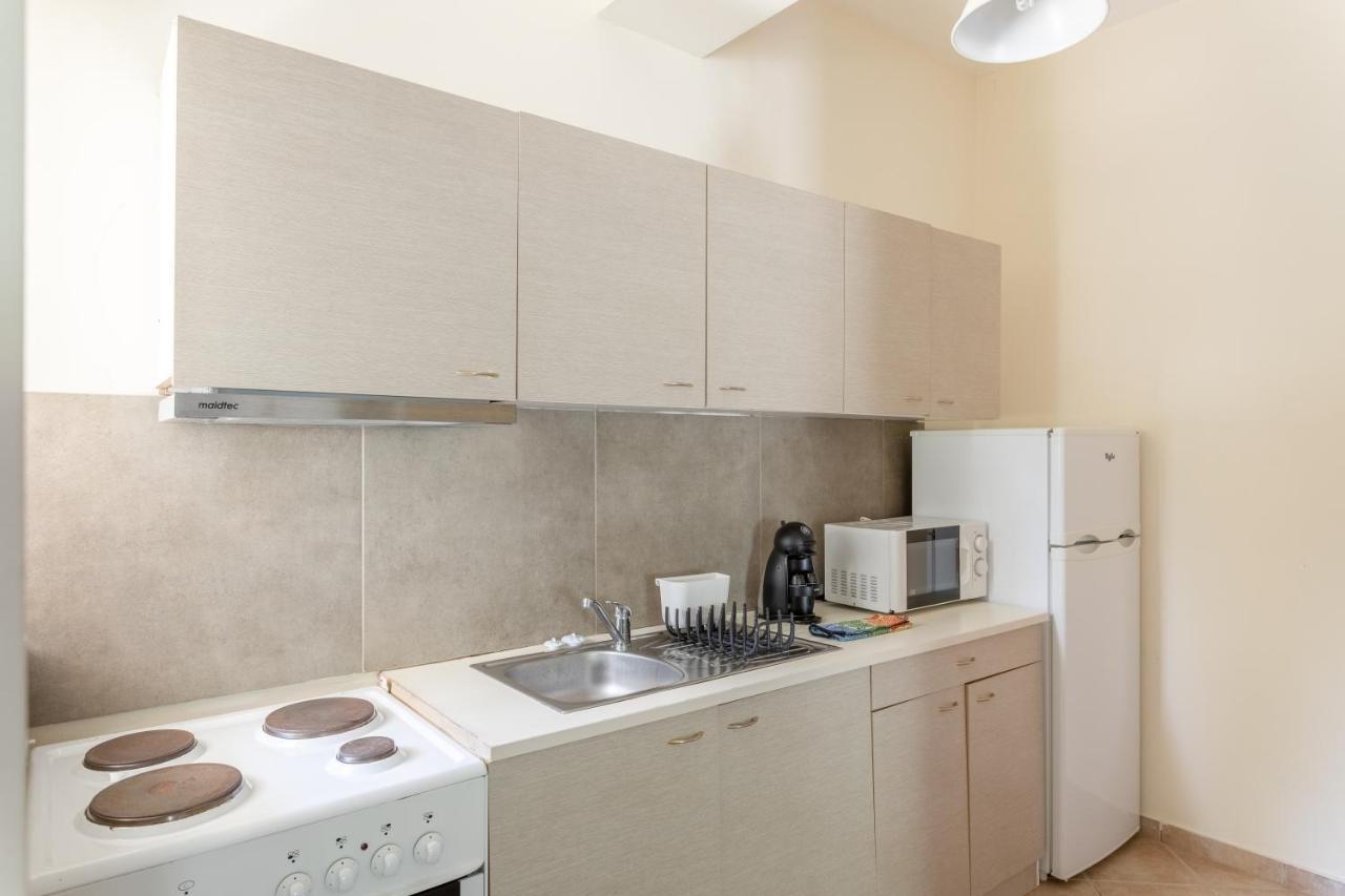 Orion Mani Apartment *