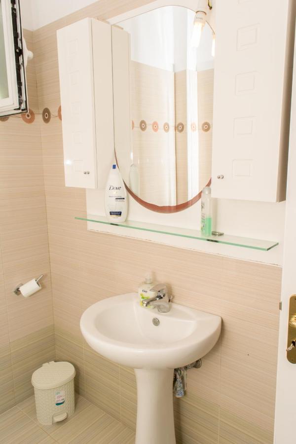 Apartment Doroufi