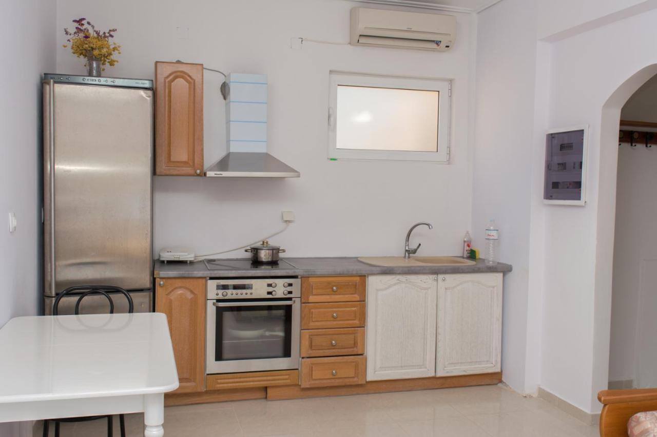 Apartment Doroufi