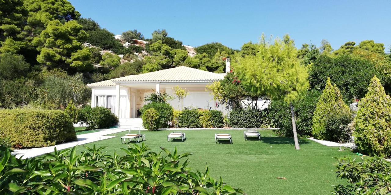 Villa Oikonomou Luxury Vouliagmeni Lake