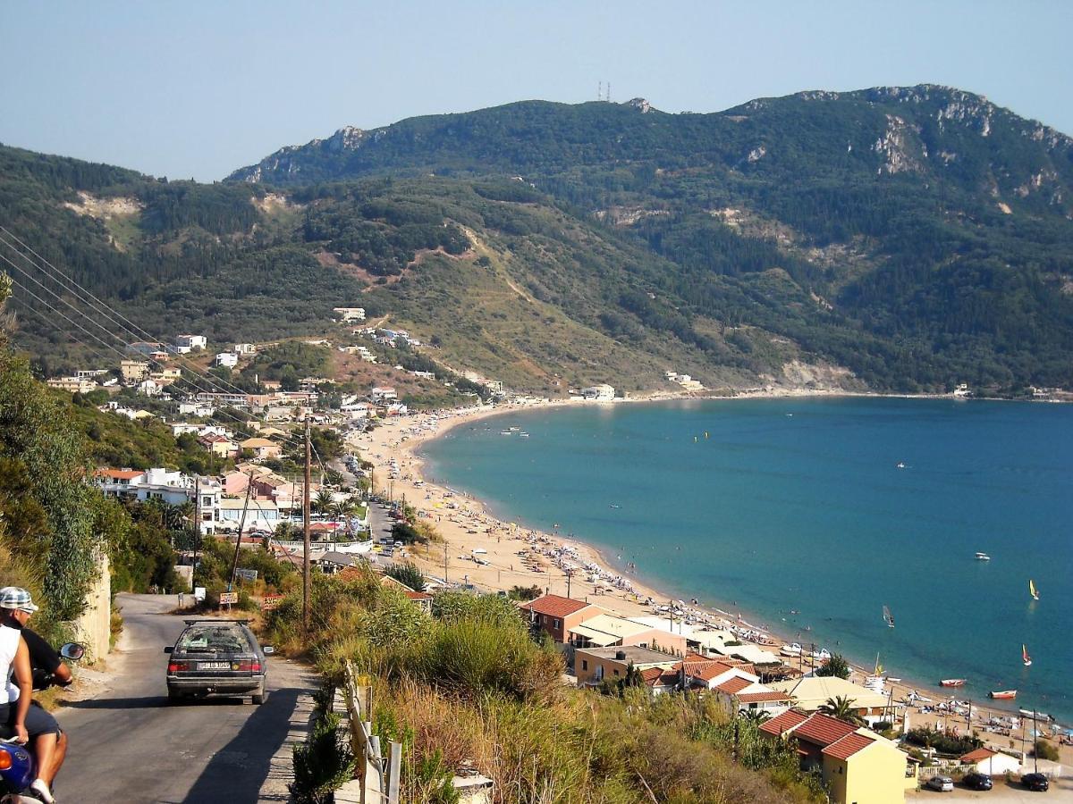 Apartment Kostas & Agios Georgios Pagon