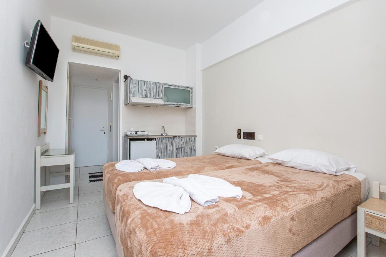 Hermes Apartment *